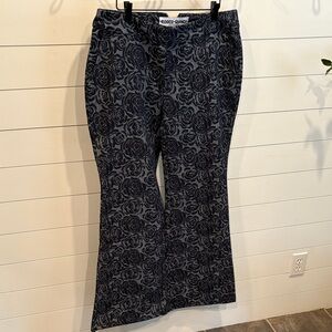 Rodeo Quincy Women's Floral Patterned Flare jeans